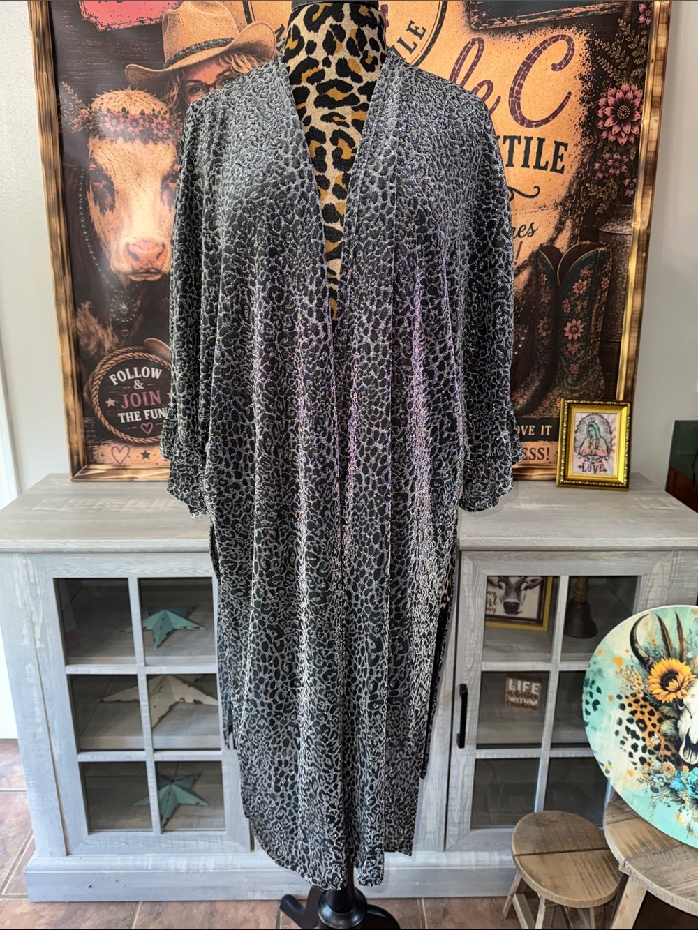 JADE BY JANE One Size Women's Leopard Print Long Kimono Glitzy with Ruffle